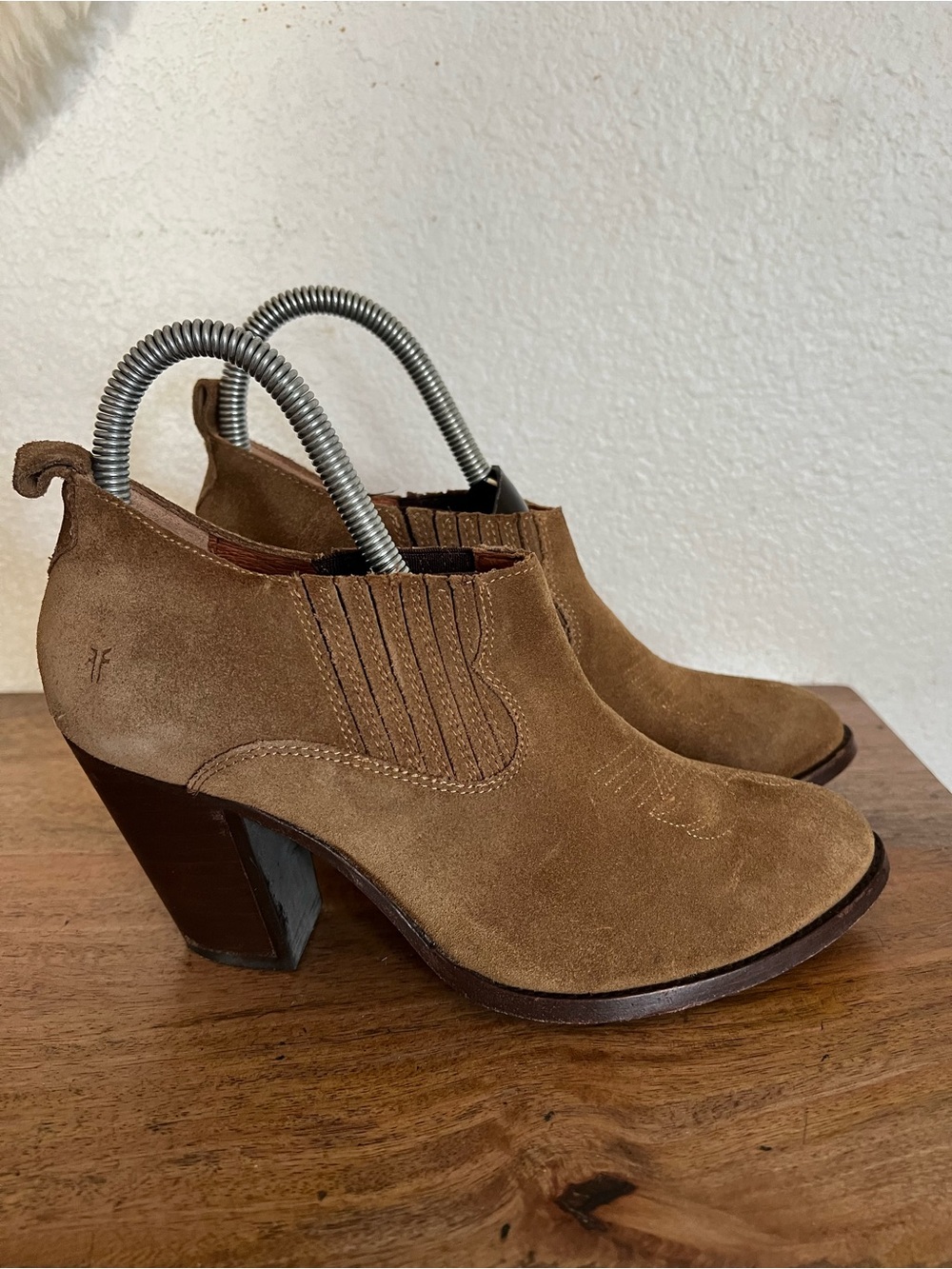 FRYE Ilana Shootie Wood Brown Leather Suede Boots Slip On Ankle Booties 8 B